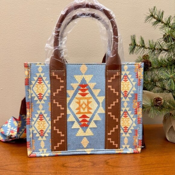 NWT Wrangler Mini Tote Blue Southwestern Aztec Small Crossbody Purse Handbag - Picture 4 of 10